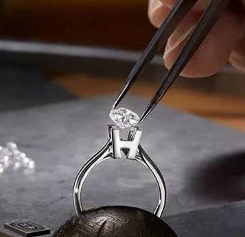 5% 침투 임계값의 법칙: 실험실 다이아몬드에 불이 붙을 것입니다.