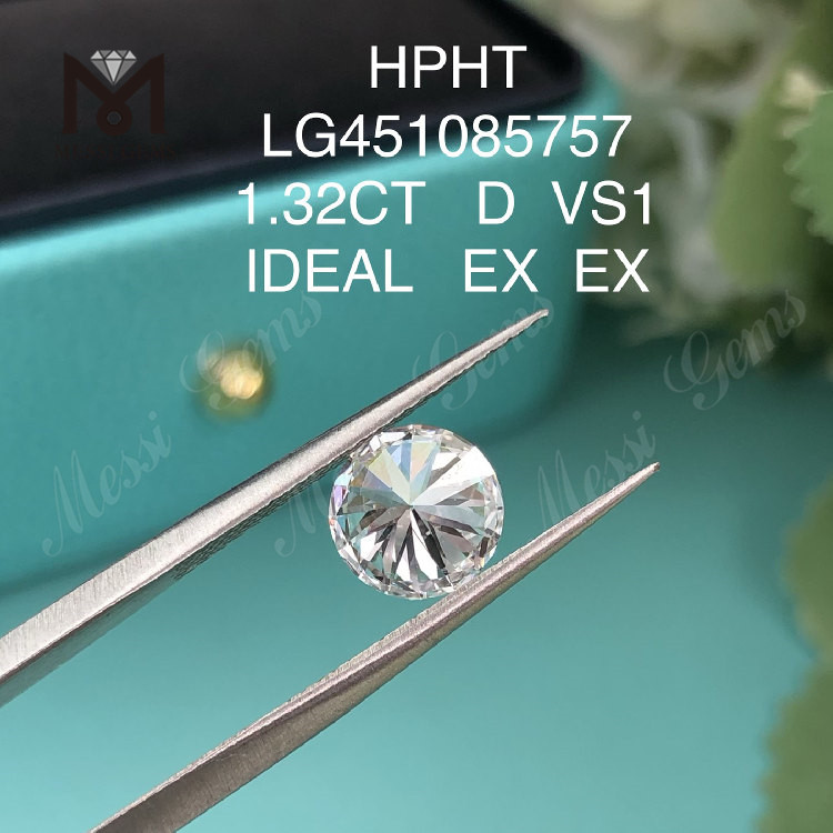 HPHT 랩 다이아몬드 1.32ct VS1 D IDEL 컷