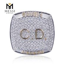 남성용 18k 화이트 골드 랩 다이아몬드 CD 힙합 반지는 대담한 패션을 표현합니다.